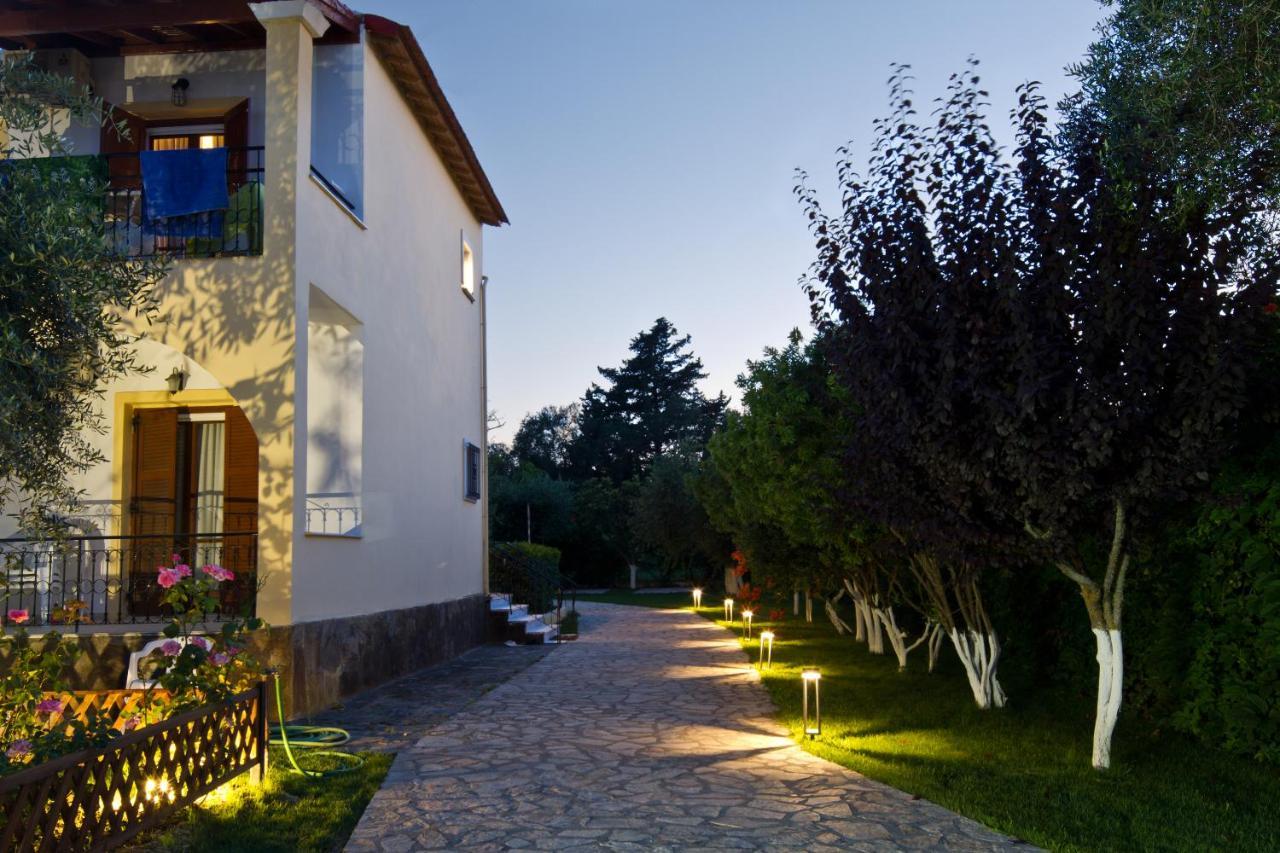 Sun 'N Chill, Boutique Apartments & Beach Villa Melíkia Exteriér fotografie