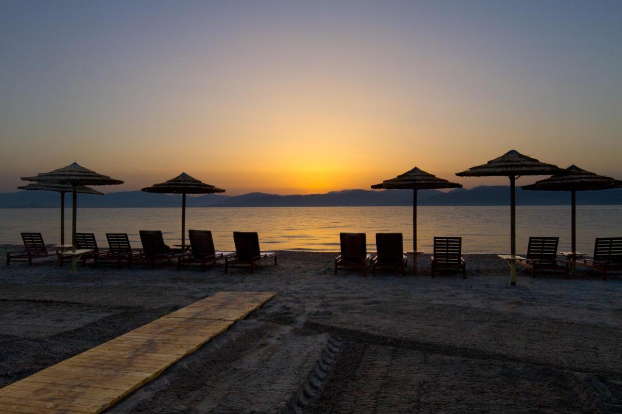 Sun 'N Chill, Boutique Apartments & Beach Villa Melíkia Exteriér fotografie