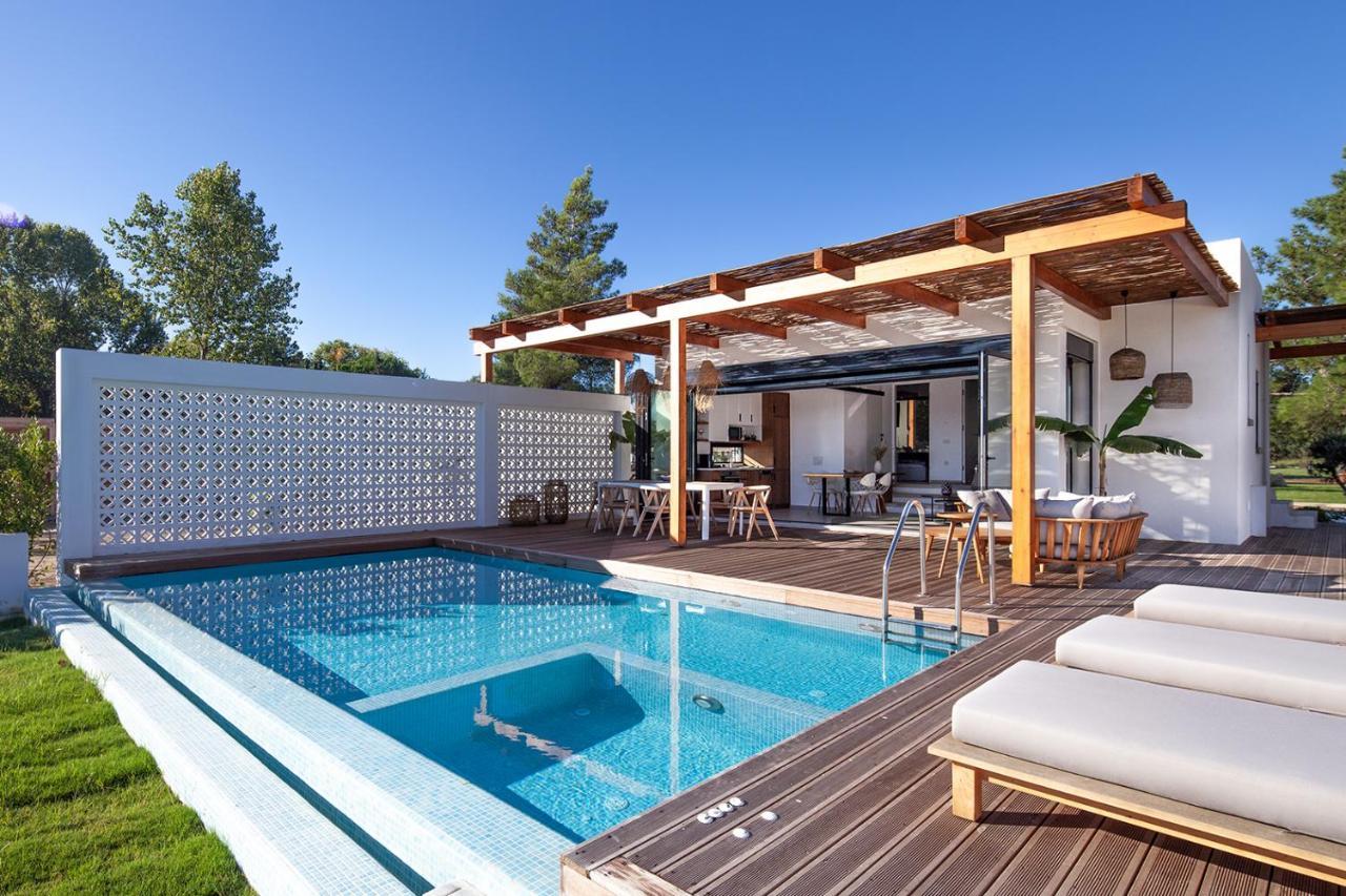 Sun 'N Chill, Boutique Apartments & Beach Villa Melíkia Exteriér fotografie