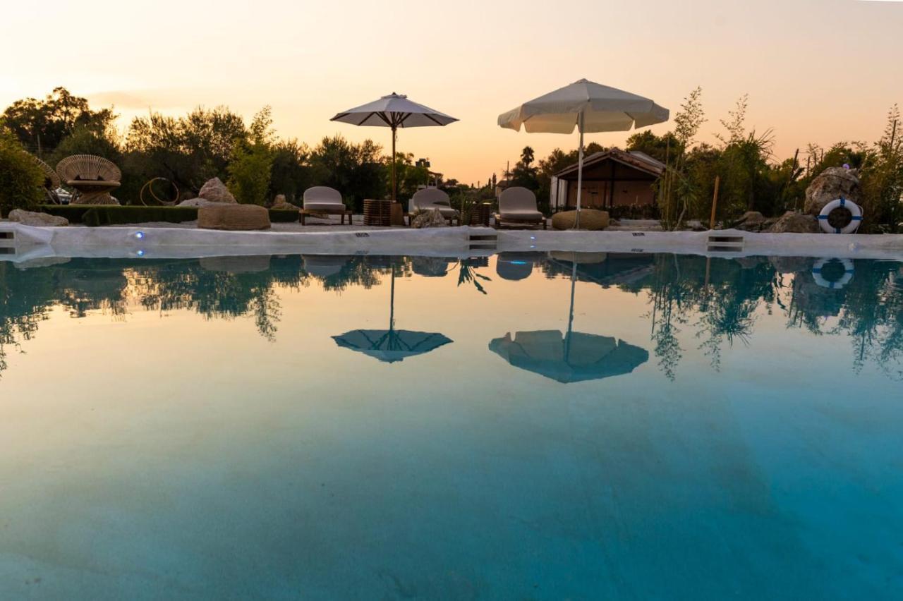 Sun 'N Chill, Boutique Apartments & Beach Villa Melíkia Exteriér fotografie