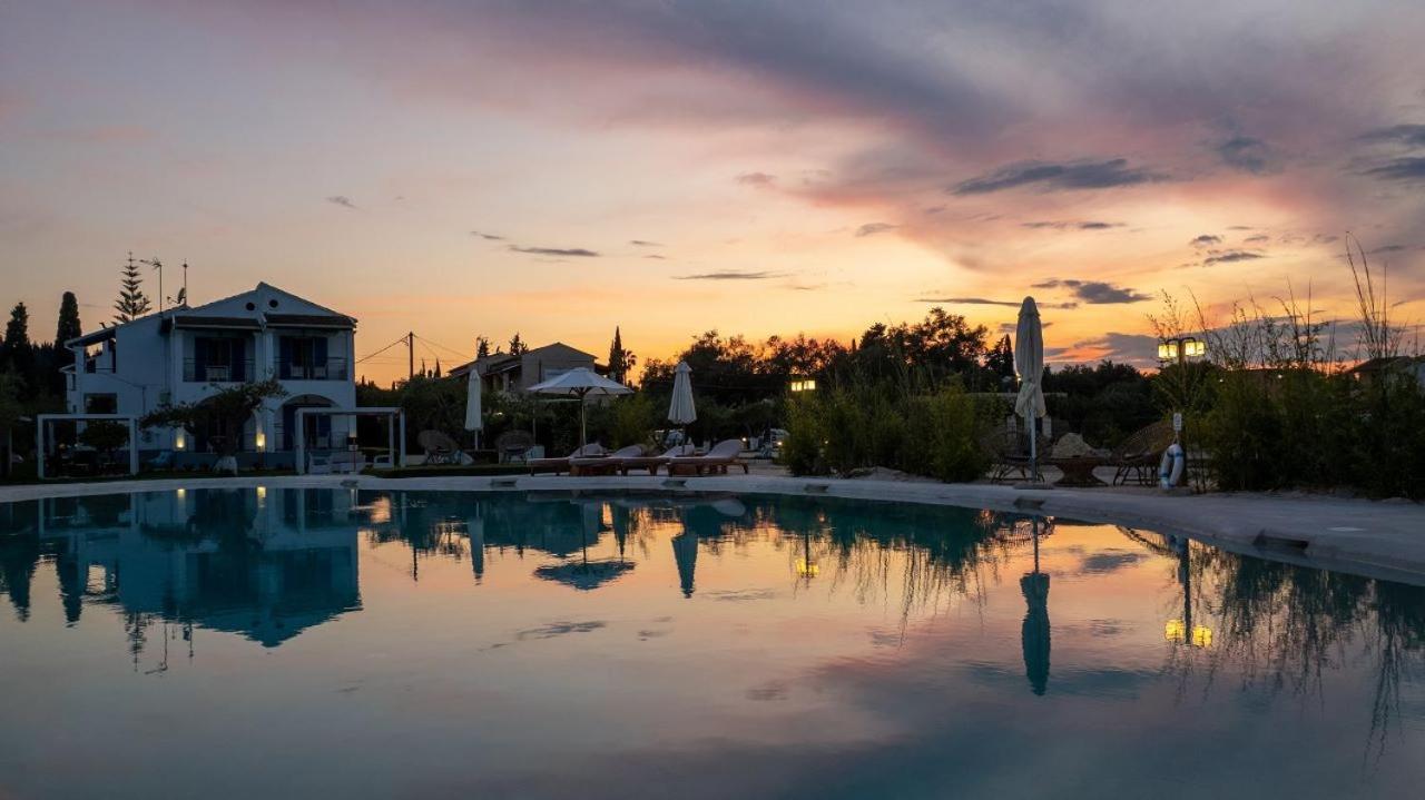 Sun 'N Chill, Boutique Apartments & Beach Villa Melíkia Exteriér fotografie